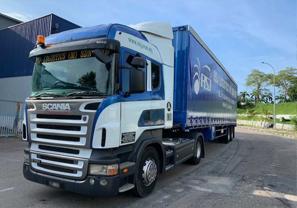 41 FEET CURTAIN SIDER WITH AIR RIDE